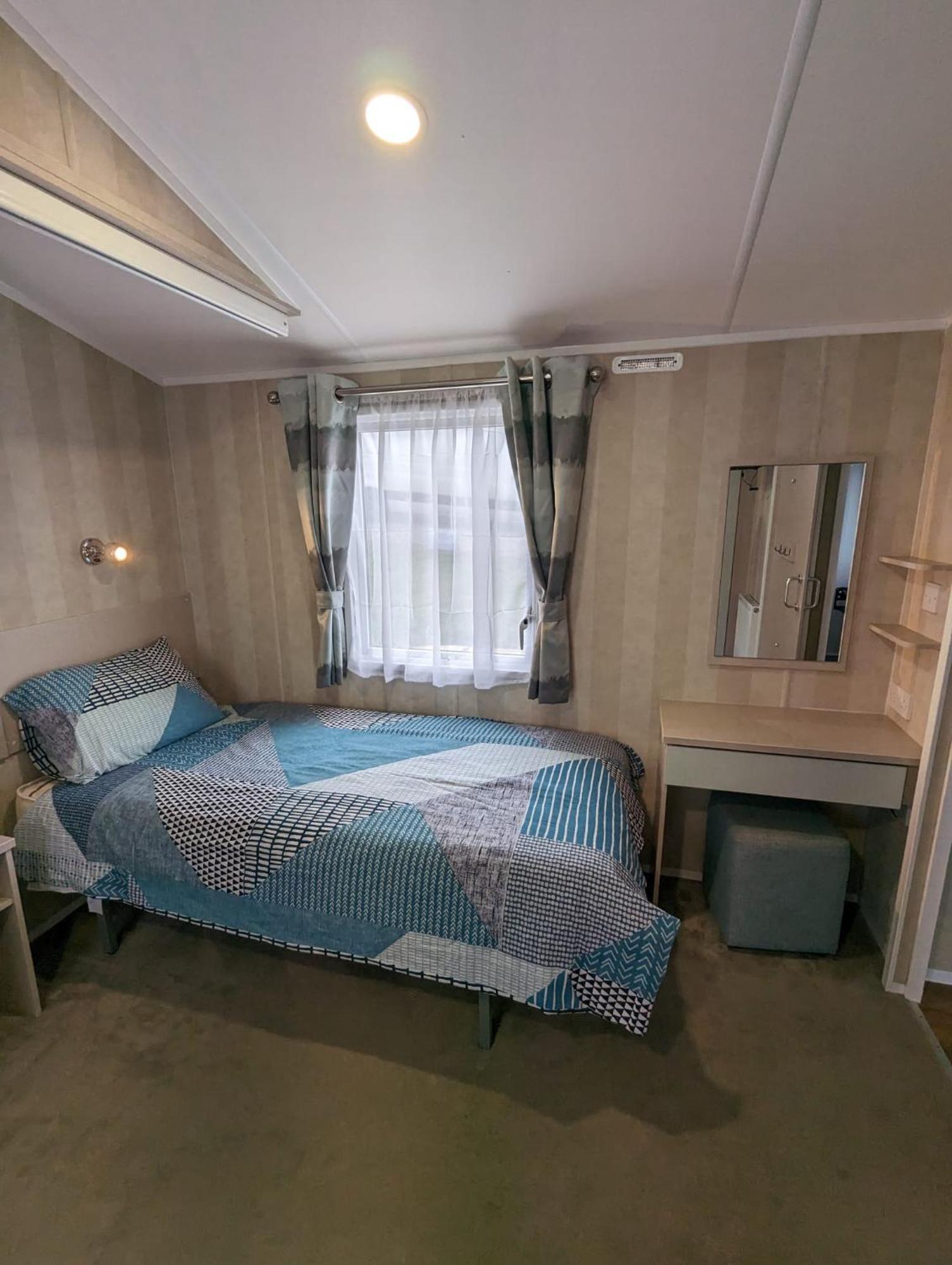 Accessible Friendly Modern Family Caravan Littlesea Haven Weymouth Wyke Regis エクステリア 写真